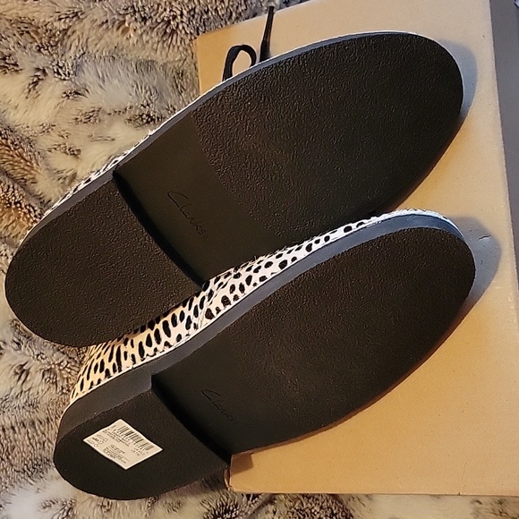 CLARKS DESERT BOOTS final markdown - Picture 3 of 4